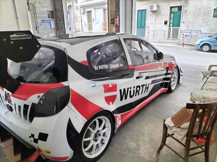 Renault Clio E1 rs 2000 0