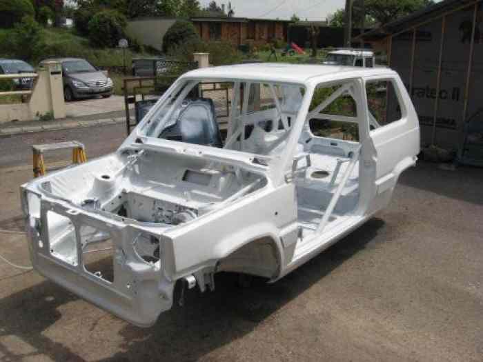 Fiat Panda 4X4 rallye-raid 1