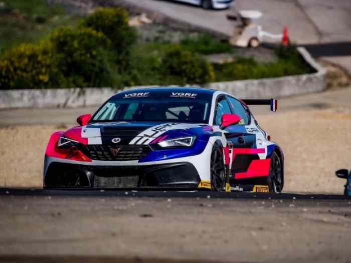 Vend CUPRA Léon comptìcìon 1