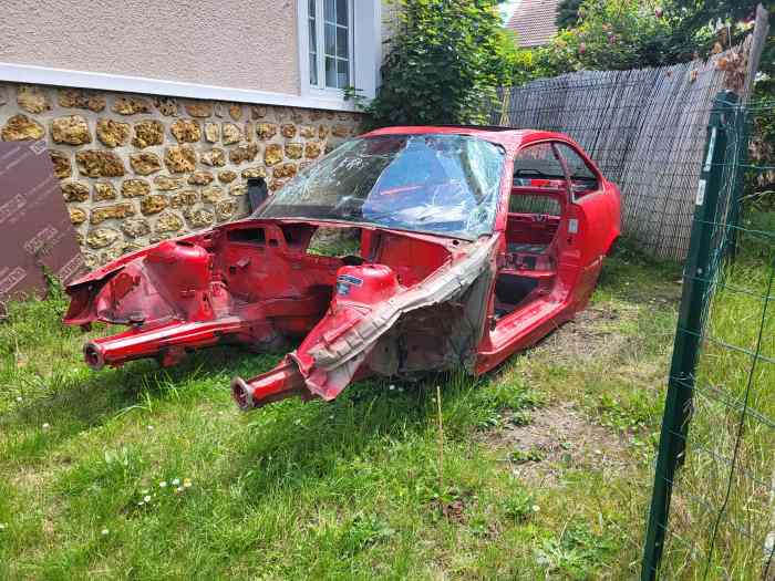 Caisse accidentée bmw m3 e36 3.2 avec CG + CT 04/2024 1