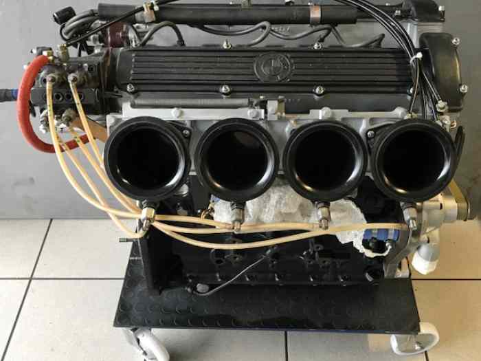 BMW M12/7 2.0L Engine