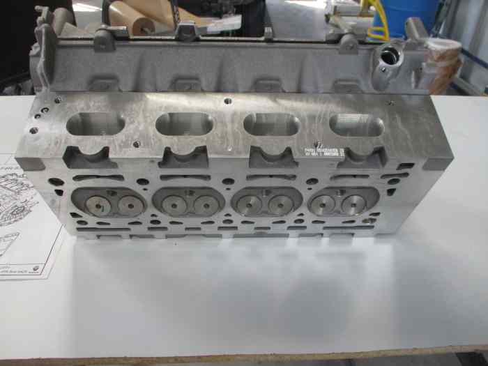 CULASSE F4R 830/832