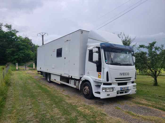 Camion iveco 12t 220cv 1