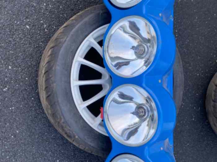 Rampe de phare Renault super 5