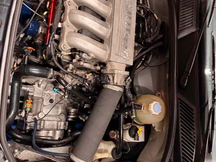 Clio rs 2 f2000/14 2