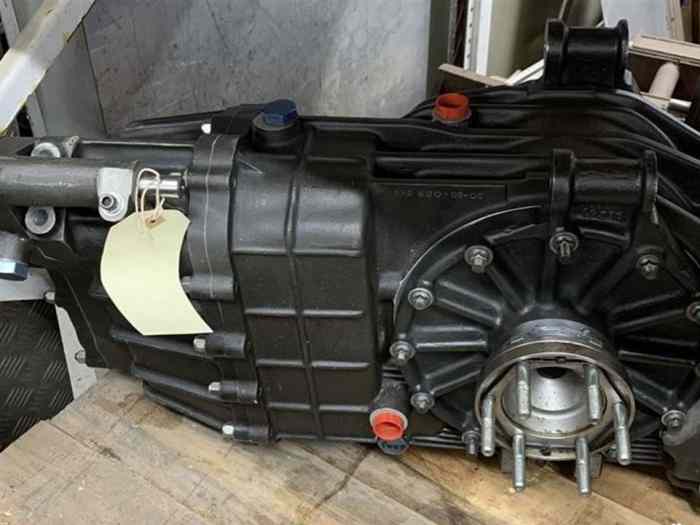 Hewland LG600 5 speed gearbox
