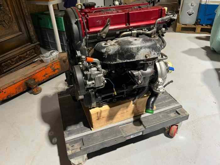 Mitsubishi evo IX complet en pièces à vendre. 4