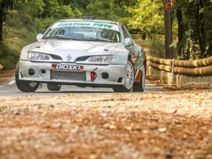 Megane maxi f2000 2