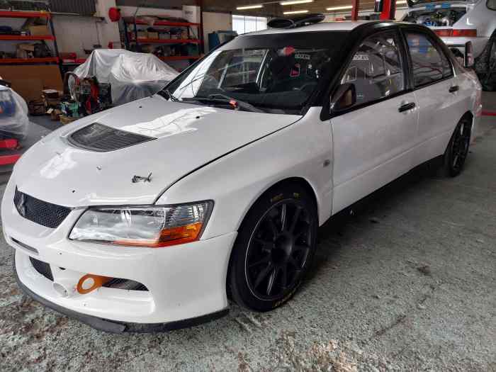 Lancer evo9 R4