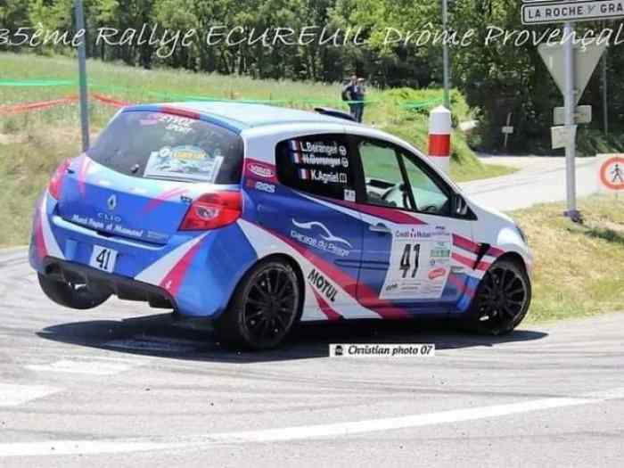 Clio 3 RS A7 ( PRETE A ROULER ) 5