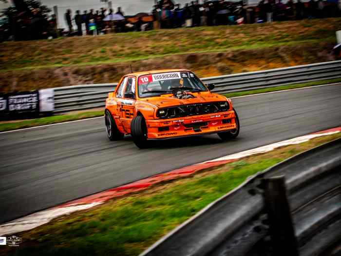 BMW V8 5L compresseur driftcar 4