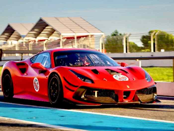 Ferrari 488 challenge evo a vendre