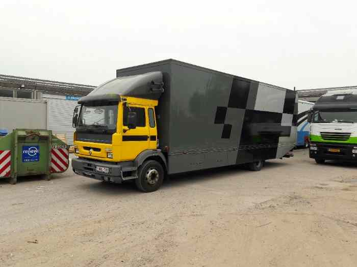 Camion porteur Renault 0