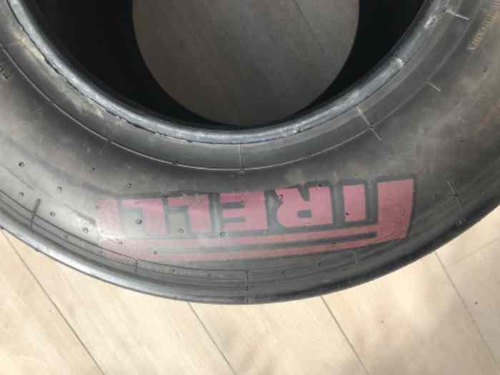 Pirelli Ultrasoft 13 pouces