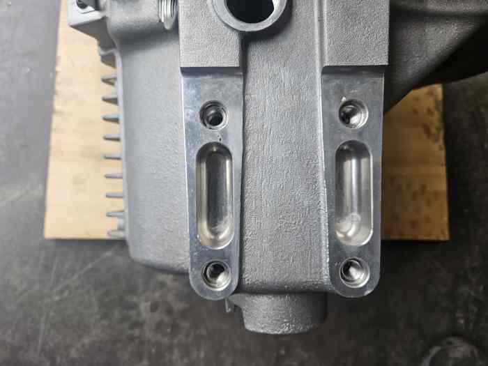 Vends carter embrayage +CARTER EVO M10 neuf 208 r2. 3