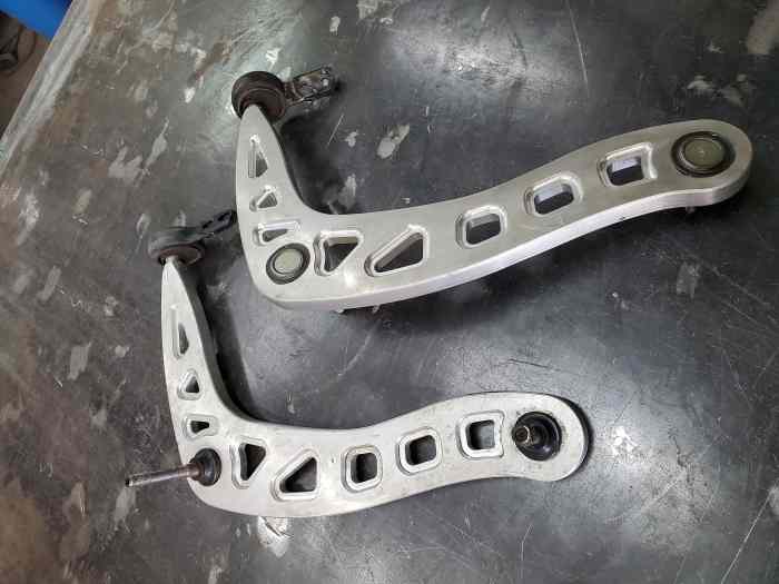 Triangle alu grand angle BMW E36 0