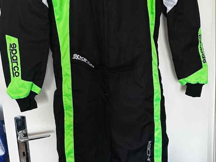 Combinaison Fia Karting