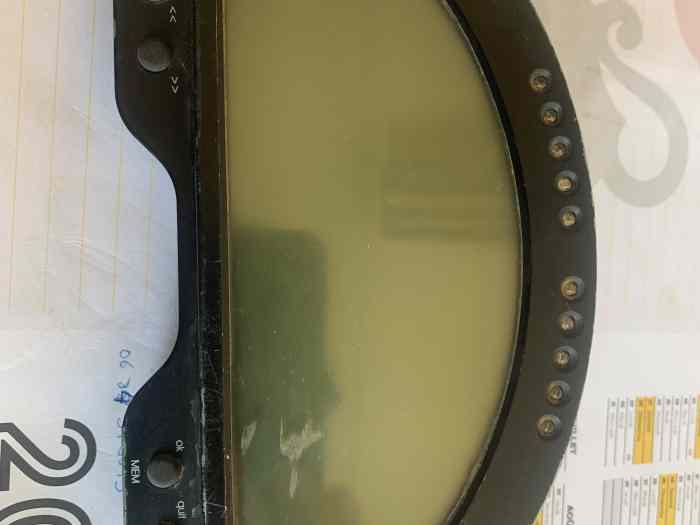 vend boitier KMS MD35 + afficheur dashboard AIM MXL 2