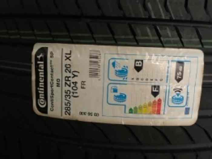 Pneu 285/35/20 104Y