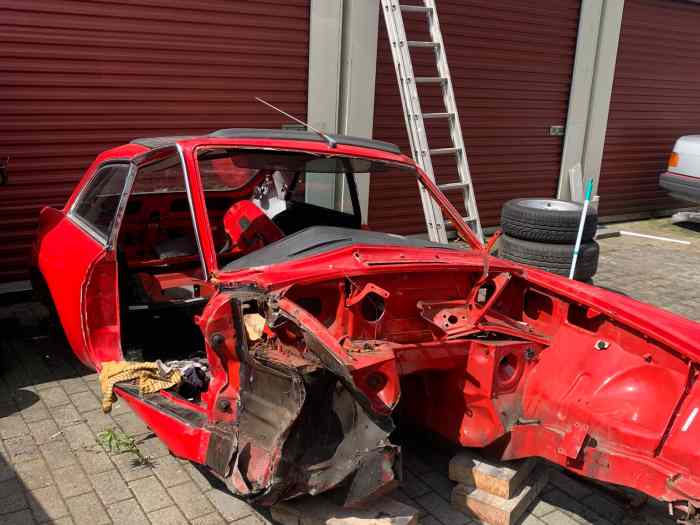 MGB GT caisse