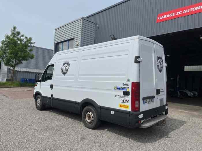 Iveco 35S11 entièrement équipé