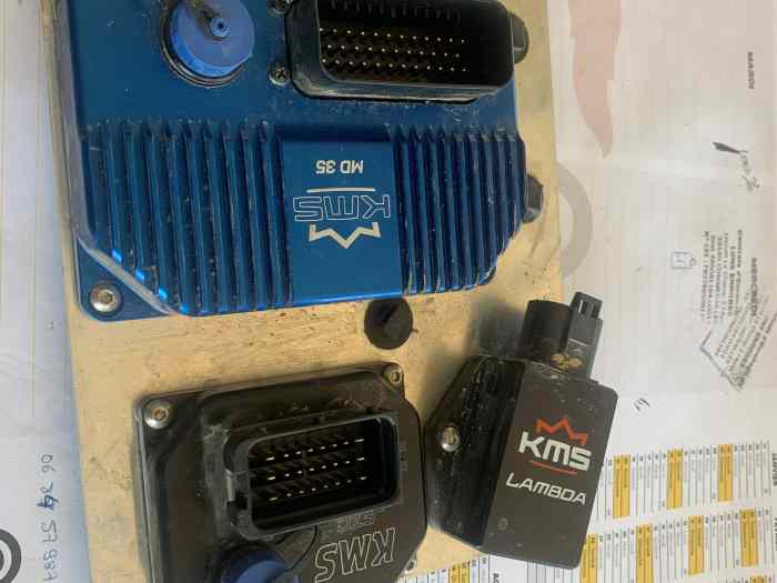 vend boitier KMS MD35 + afficheur dash...