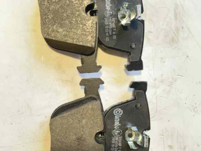 PLAQUETTE X5/X6 AR - P 06 050