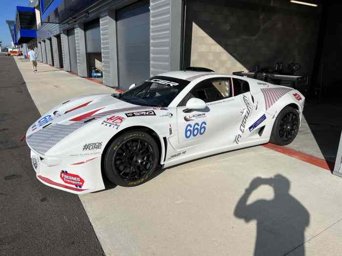 ligier js2r – photo 3 sur 5