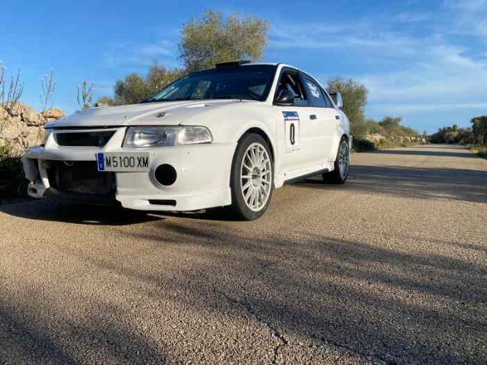 Mitsubishi Lancer evo 6 and 8 pack! 4