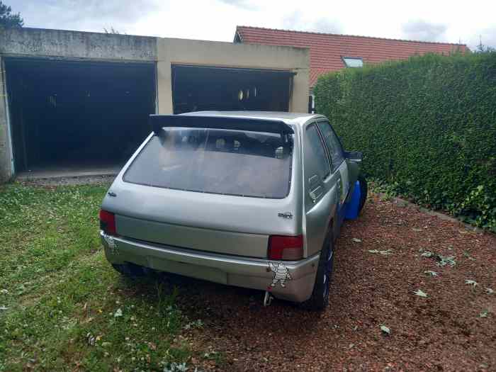 Peugeot 205 rallye 2