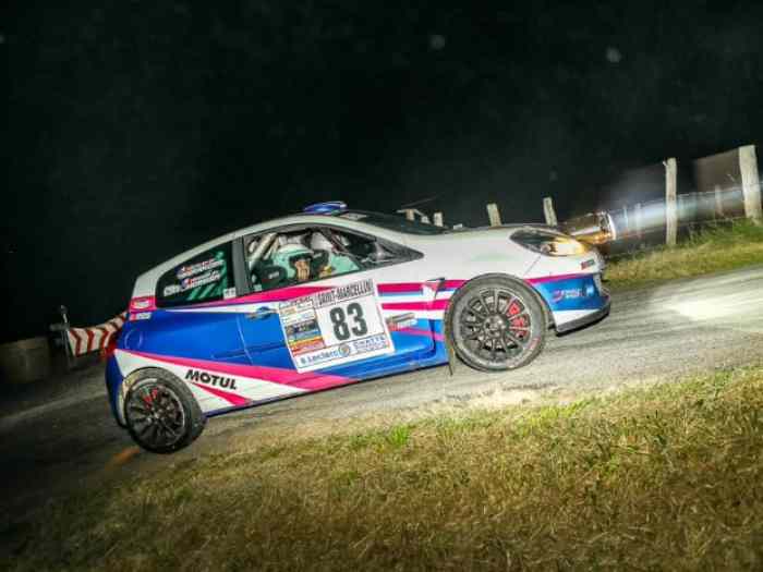 Clio 3 RS A7 ( PRETE A ROULER ) 0