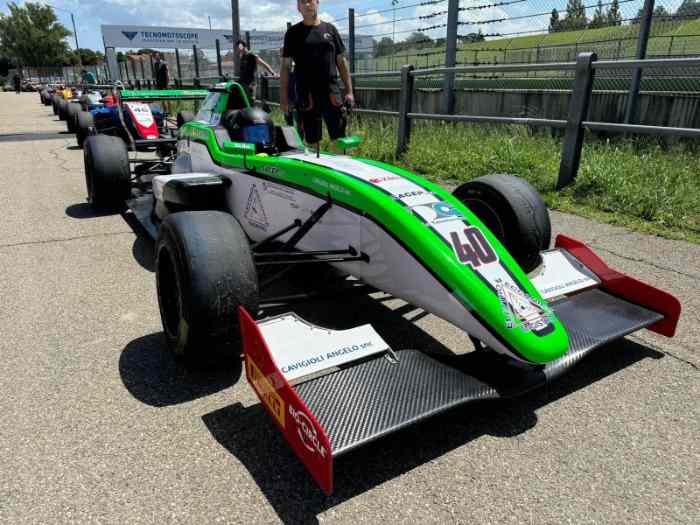 VENDU ———Formula Renault 2.0 ALPS...