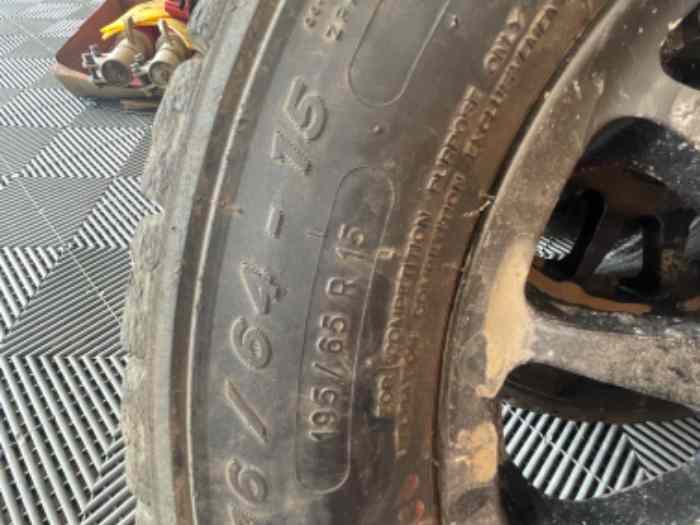 Jantes et pneus clio rc5 pneus terre Michelin Xl 92 1