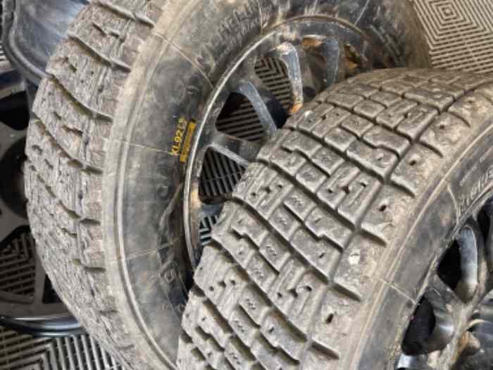 Jantes et pneus clio rc5 pneus terre Michelin Xl 92 5