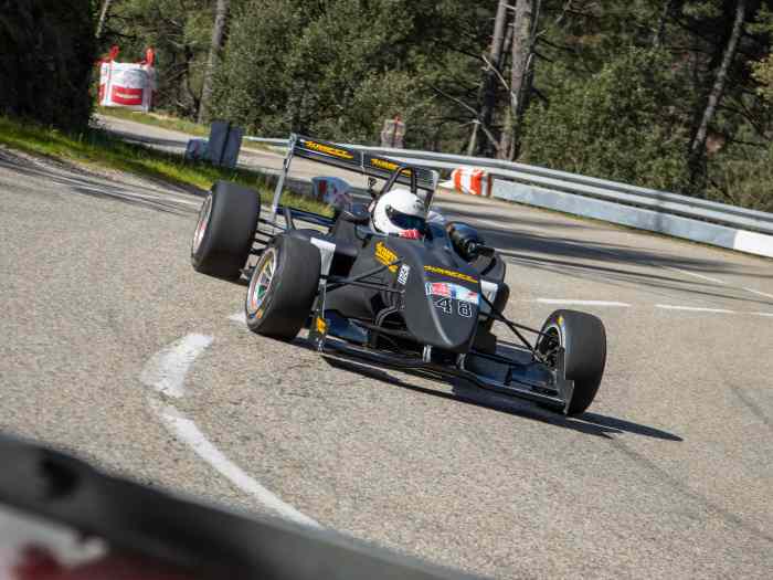 Vends F3 Dallara F308/11 Mercedes 0