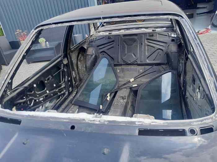 A vendre, une véritable carrosserie BMW M3 E30 avec des papiers espagnols – photo 6 sur 6