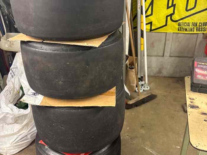Pneus Avon pirelli occasion et Neuf 4