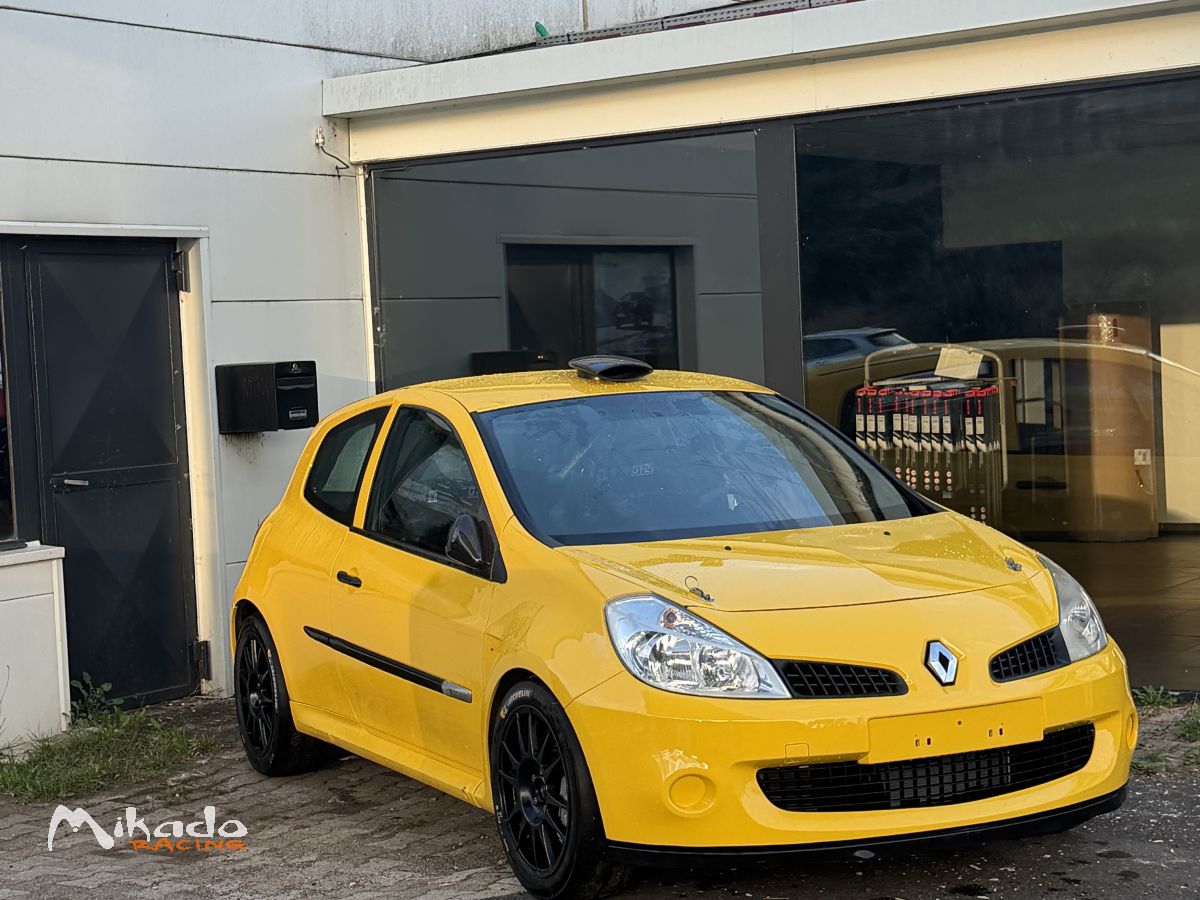 clio r3 max – photo 1 sur 4