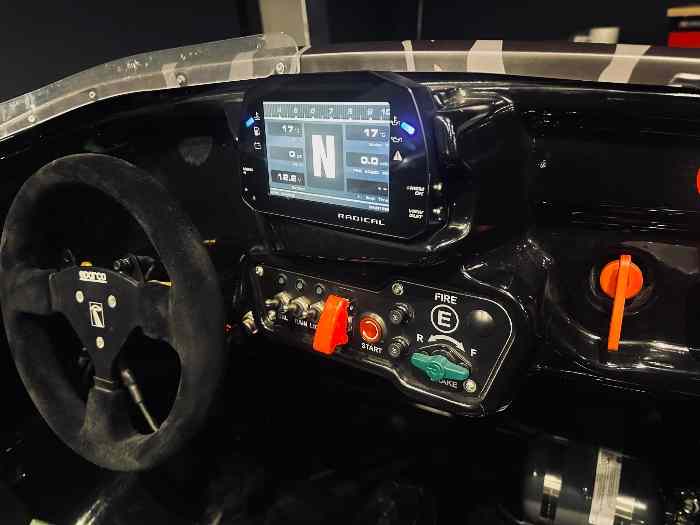 Radical SR8 2019 460ch 2
