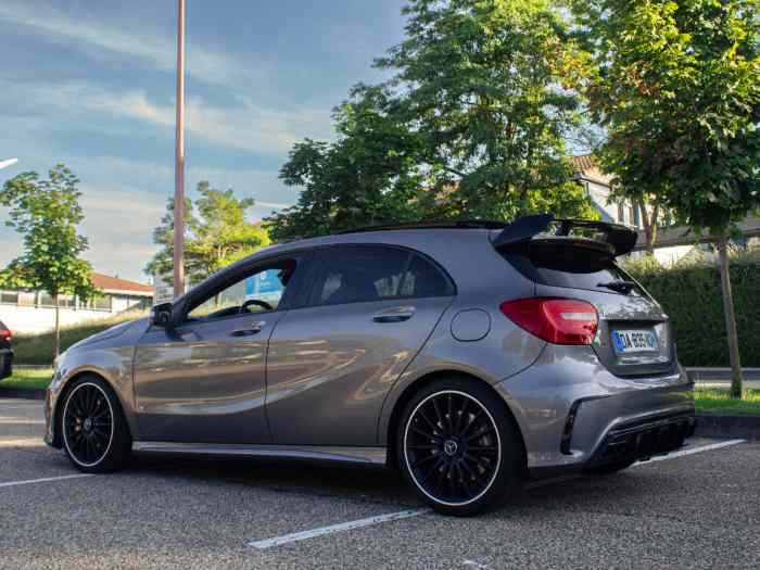 Mercedes A45 amg 0