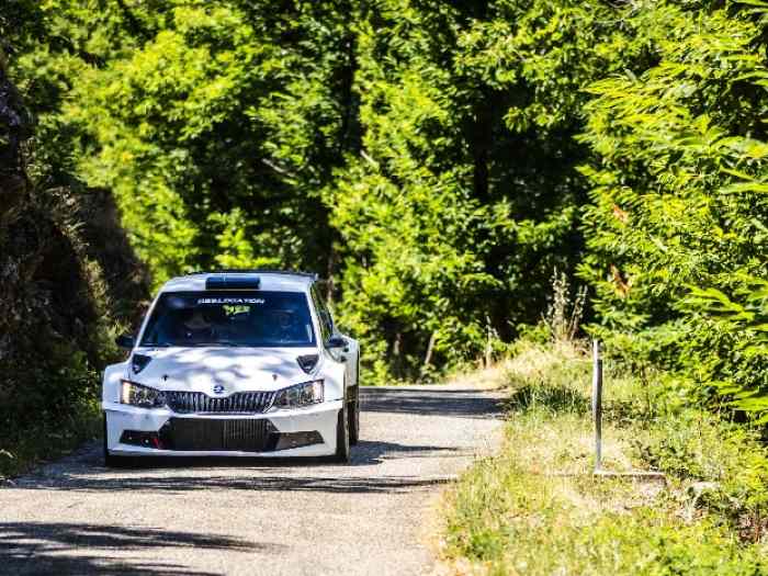 BBS LOCATION Loue SKODA FABIA Rally2 2