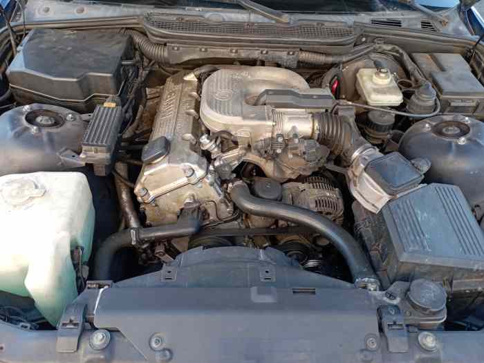 BMW 316 i compact e36 Pack M d