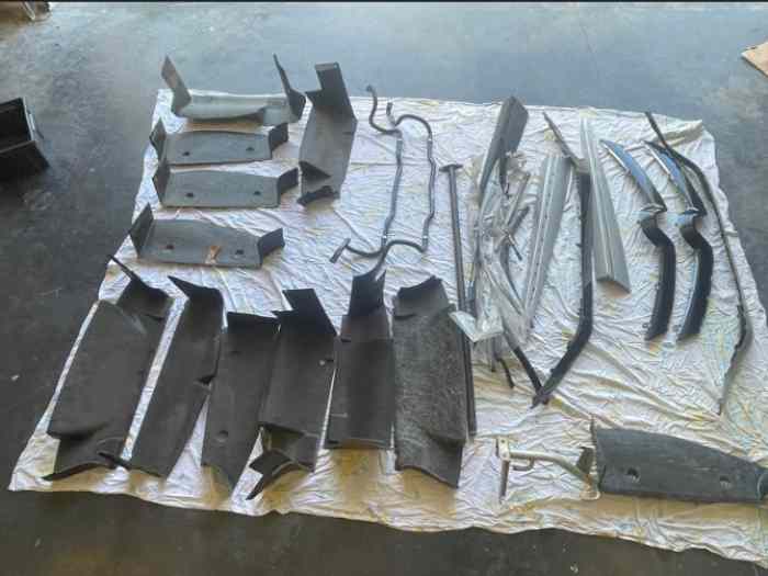 BRADE GROS LOT DE BORD CLIO R3T 1