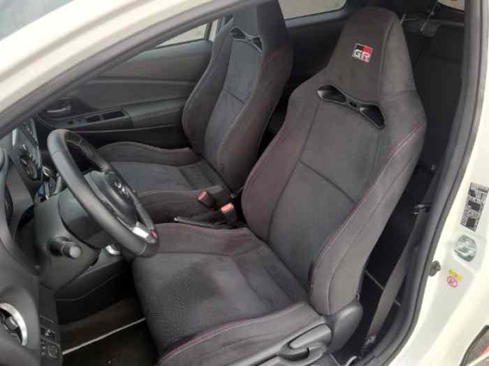 Toyota Yaris GRMN 212 ch compresseur 3