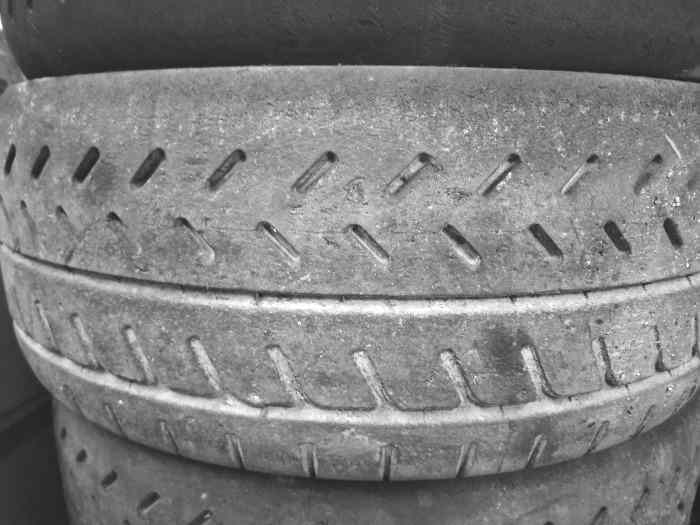 MICHELIN 16 POUCES R21 - R11