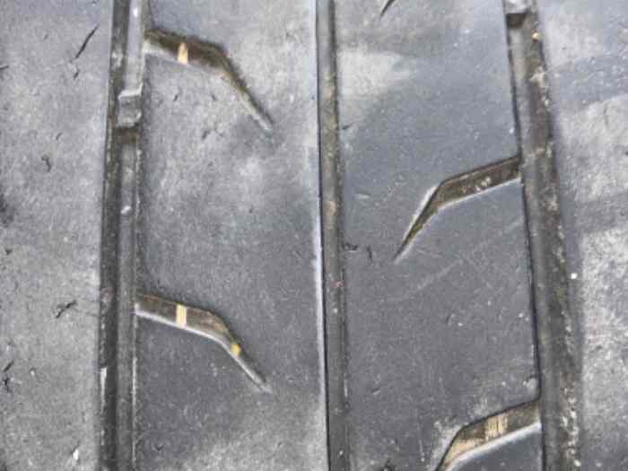 2 Pneus Kumho V70 175/60/13