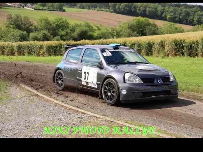 Clio S1600 moteur neuf 0