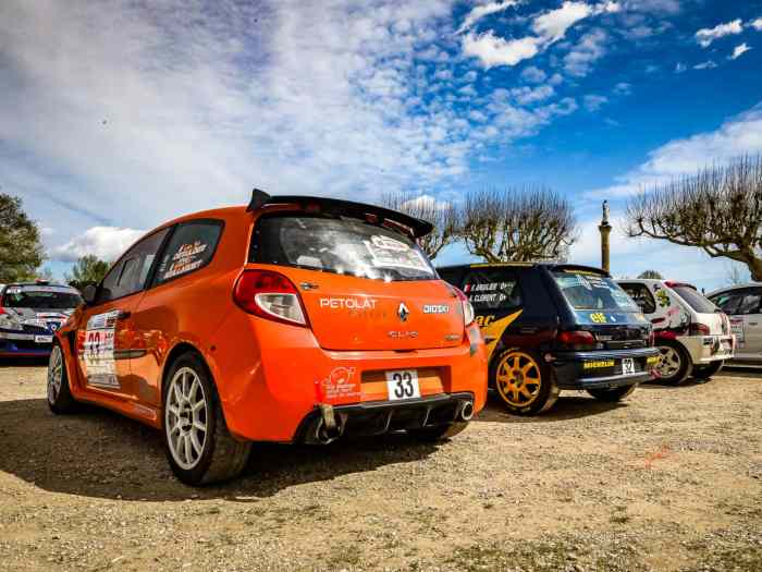 clio 3 RS F2/14 ,a discuté.( si rapide...