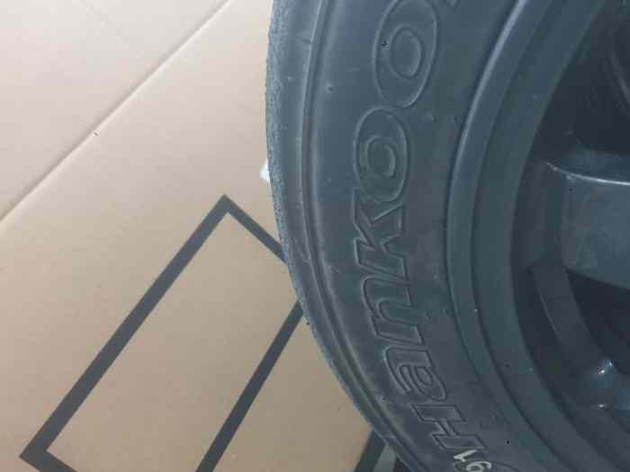 Pneu hankook clio williams 15p 1