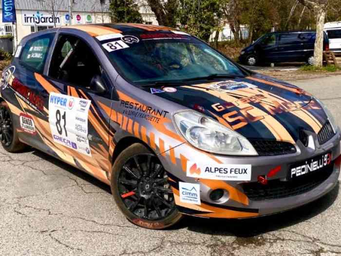 CLIO 3 RS RALLYE + CLIO 3 RS AVEC CG 1